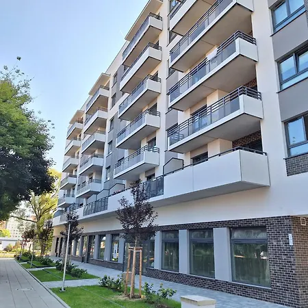 Loft 24 - Prywatny Parking Nawet Na Samochody Dostawcze, F-ra Vat * Stettin